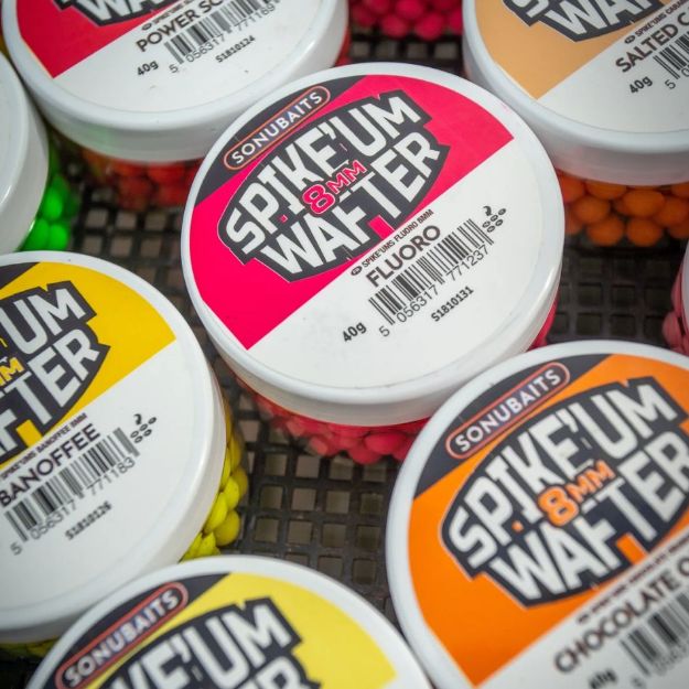 SONUBAITS Spike'um Wafter 8mm boile za feeder ribolov pineapple, coconut, chocolate , orange , krill , squid, 
